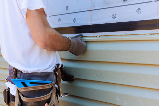 Trusted Storm Damage Siding Repair service in Mount Morris, IL - Creative Siding